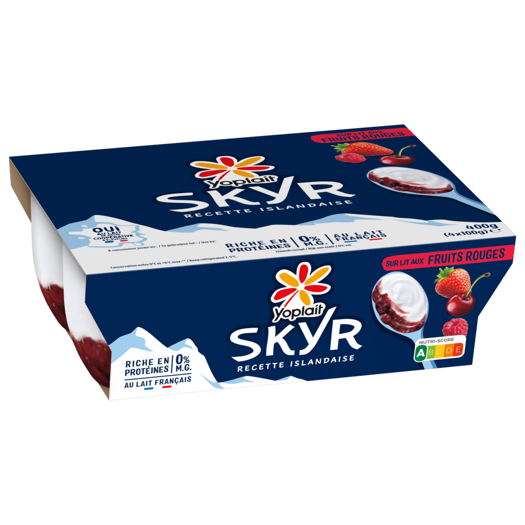 Une nouvelle recette Yoplait Skyr sur lit de fruits rouges !